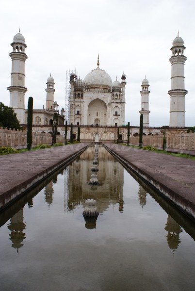Bibi-ka-Maqbara, The Taj Mahal's Daughter-in-Law